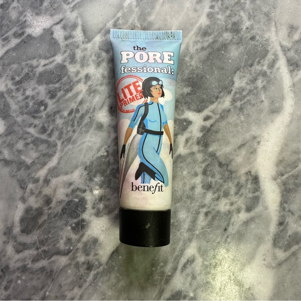 New Benefit Porefessional‎ Lite Primer